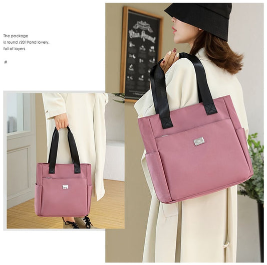 2026 Голяма капацитет, водоустойчива, с няколко джоба найлонова чанта през рамо