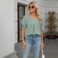 Дамска блуза с волани на ръкавите и плисирана яка