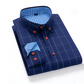 Nowoczesna koszula męska w kratę windowpane – kontrastowe detale, kołnierzyk button-down, mieszanka premium ✨