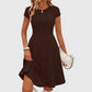 👗✨ Dzianinowa sukienka midi z prążkami, szczotkowana, z krótkimi rękawami, o kroju w kształcie litery A — miękka, elegancka, ponadczasowa 👗
