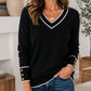 👚 Elegáns, V-kivágású, kontrasztos szegélyű női kötött pulóver – 5 színben, S–2XL☁️⭐